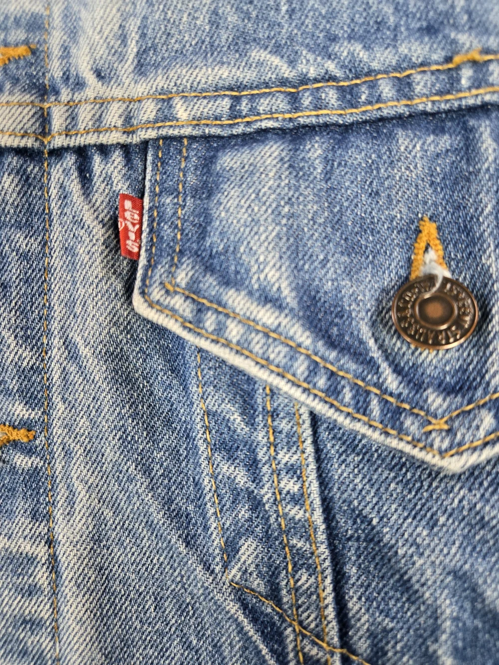 Vintage Levi's 70507 Made in USA Denim Trucker Vest Size Medium Excell Condition - Picture 3 of 12